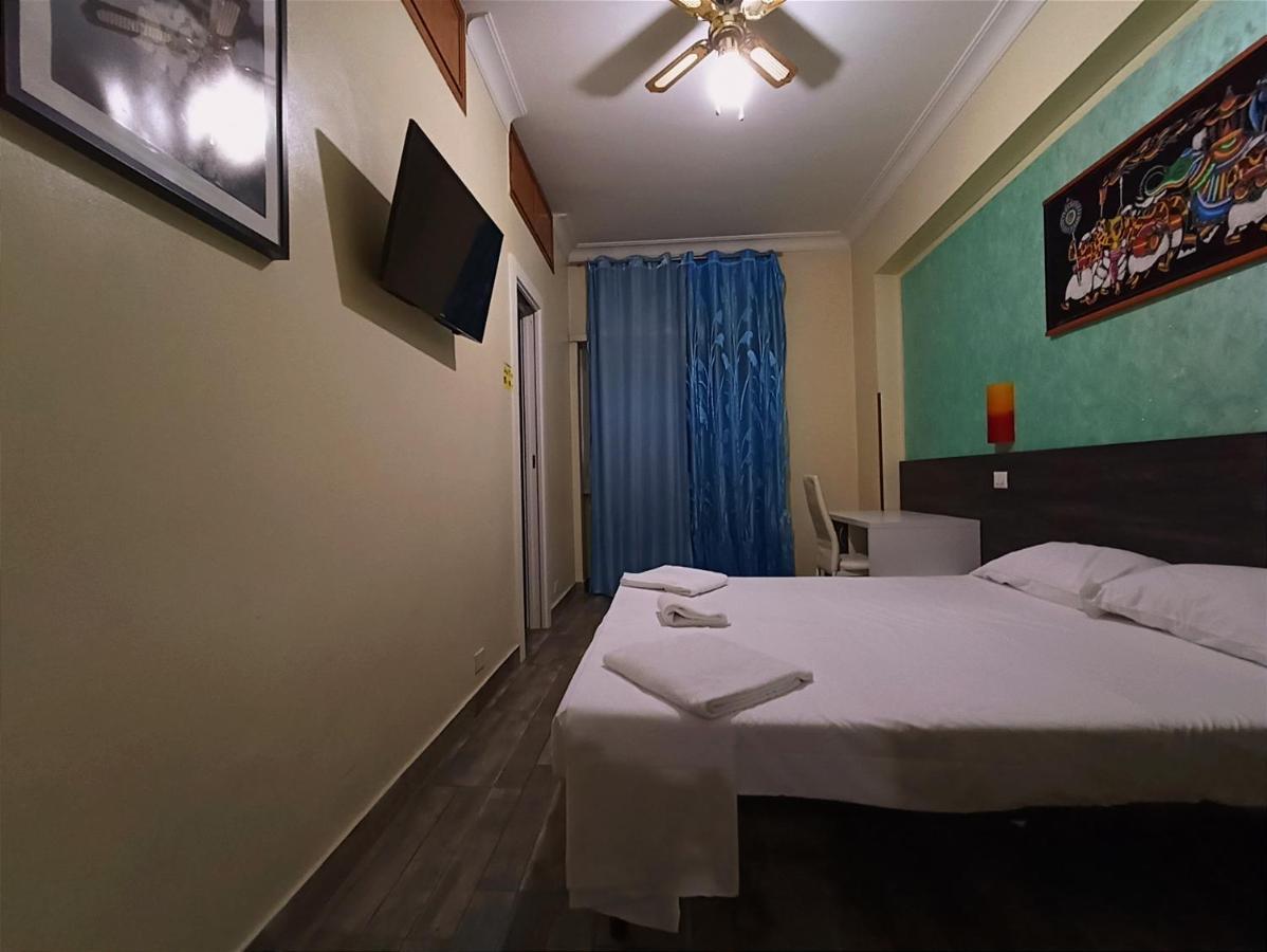 Tiburtina Guesthouse Рим Екстериор снимка